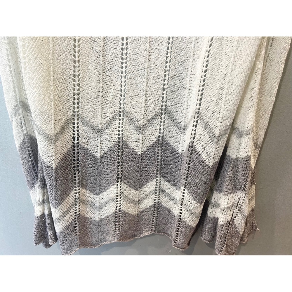 POL Open Front Crocheted Women's Duster Cardigan Size Medium Ivory Gray Chevron - Picture 4 of 6
